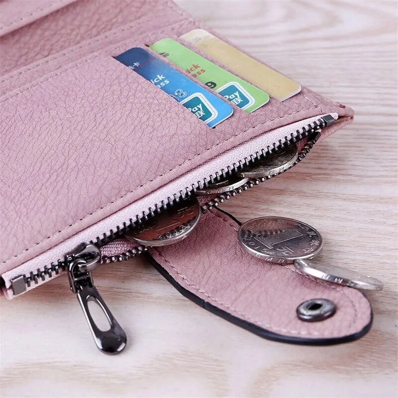 Chic Compact Women's Wallet - Image 5