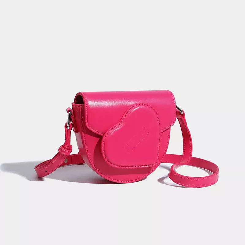 Chic Heart Saddle Crossbody Bag