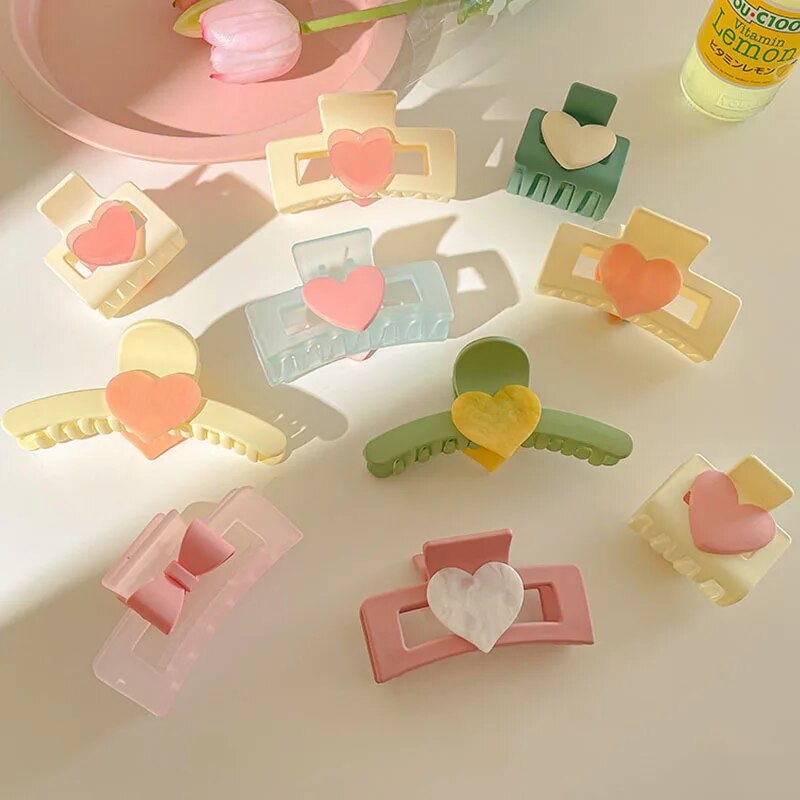 Chic Heart Hair Claws: Sweeten Your Look with Fashionable Hair Accessories - Image 2