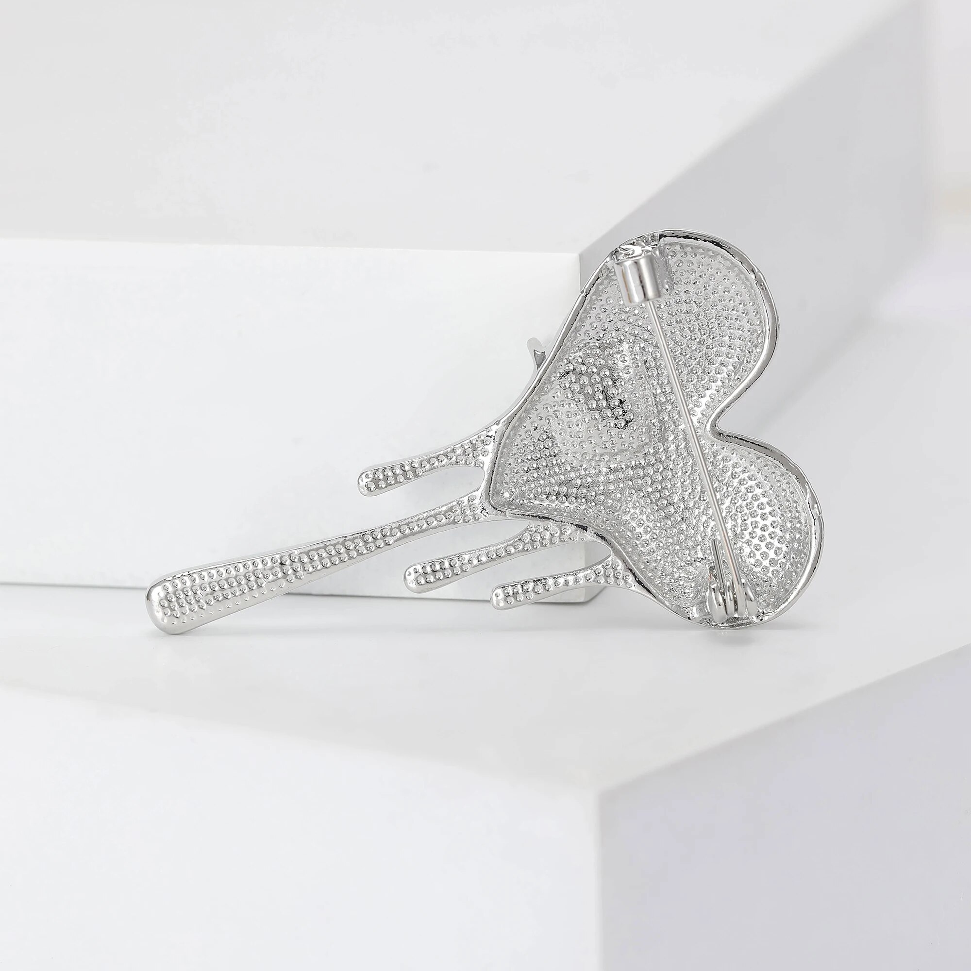 Valentine's Day Rhinestone Heart Brooch Pin for Lovers - Image 5