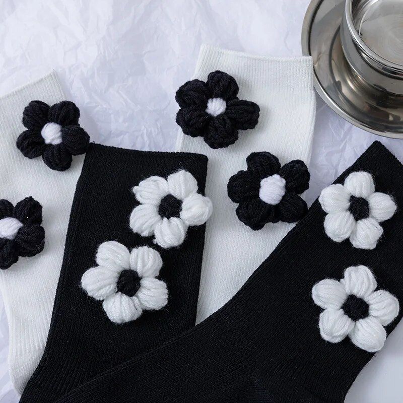 Chic Black & White Cotton Knit Flower Socks - Image 3