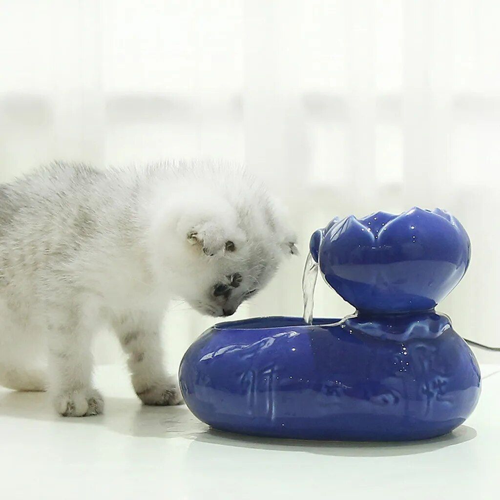 Deluxe Ceramic Cat Water Fountain - Image 3